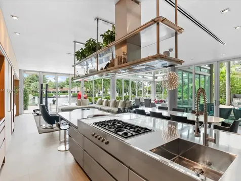 1015 N Rio Vista Boulevard Fort Lauderdale FL 33301