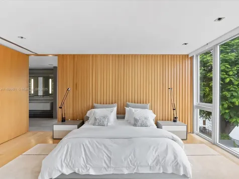 1015 N Rio Vista Boulevard Fort Lauderdale FL 33301