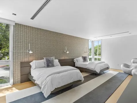 1015 N Rio Vista Boulevard Fort Lauderdale FL 33301