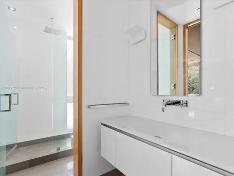 1015 N Rio Vista Boulevard Fort Lauderdale FL 33301