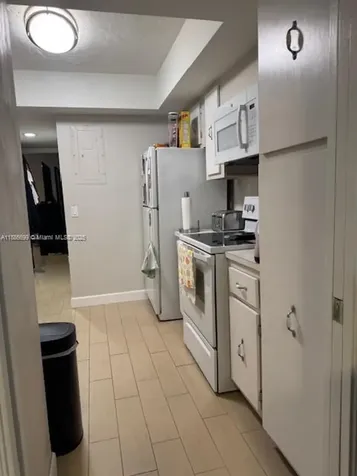 360 NW 69th Avenue Plantation FL 33317