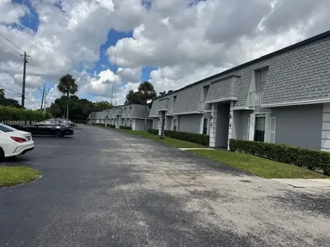360 NW 69th Avenue Plantation FL 33317