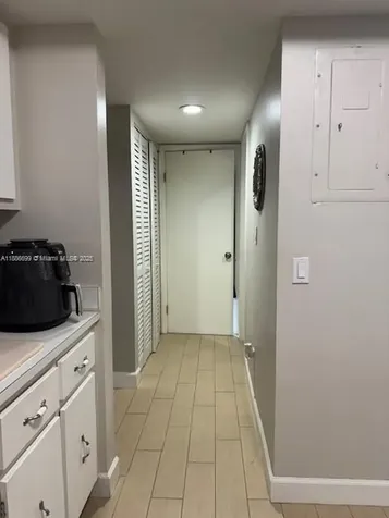 360 NW 69th Avenue Plantation FL 33317