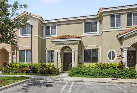 1014 SE 23rd Avenue Homestead FL 33035