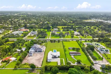 17301 SW 52nd Court Southwest Ranches FL 33331