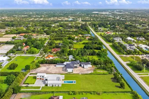 17301 SW 52nd Court Southwest Ranches FL 33331