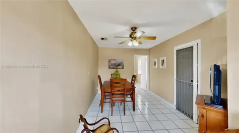 9035 SW 27th Street Miami FL 33165