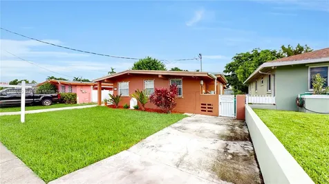 9035 SW 27th Street Miami FL 33165