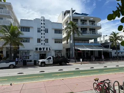1036 Ocean Drive Miami Beach FL 33139