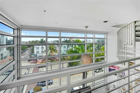 421 Meridian Avenue Miami Beach FL 33139