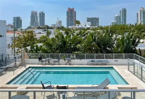 421 Meridian Avenue Miami Beach FL 33139