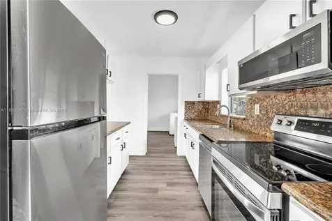 19701 Belmont Drive Cutler Bay FL 33157