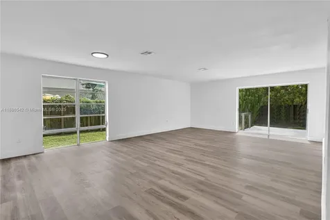 19701 Belmont Drive Cutler Bay FL 33157
