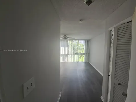 6782 Brookline Drive Hialeah FL 33015