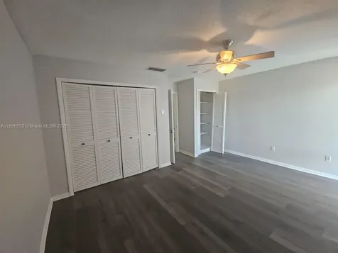 6782 Brookline Drive Hialeah FL 33015