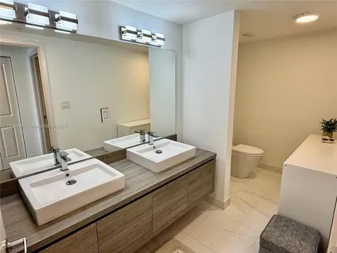 400 Sunny Isles Boulevard Sunny Isles Beach FL 33160