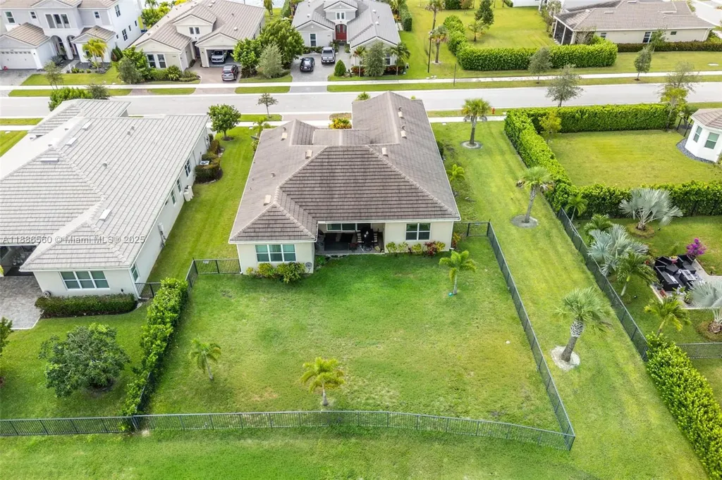 15901 Meadowlark Court Loxahatchee FL 33470