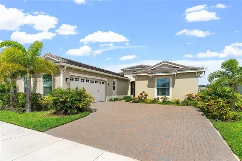 15901 Meadowlark Court Loxahatchee FL 33470