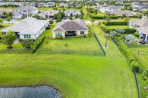 15901 Meadowlark Court Loxahatchee FL 33470