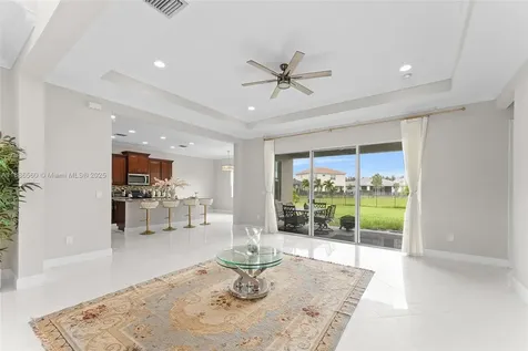 15901 Meadowlark Court Loxahatchee FL 33470