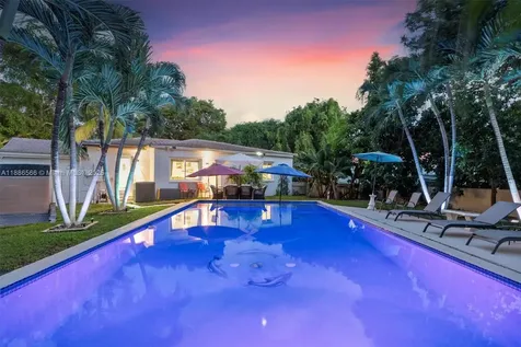 11028 NW 2nd Avenue Miami Shores FL 33168