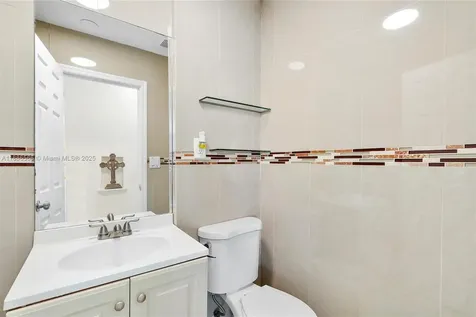 11028 NW 2nd Avenue Miami Shores FL 33168