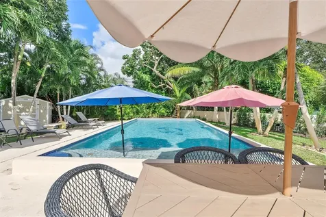 11028 NW 2nd Avenue Miami Shores FL 33168
