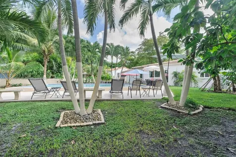 11028 NW 2nd Avenue Miami Shores FL 33168