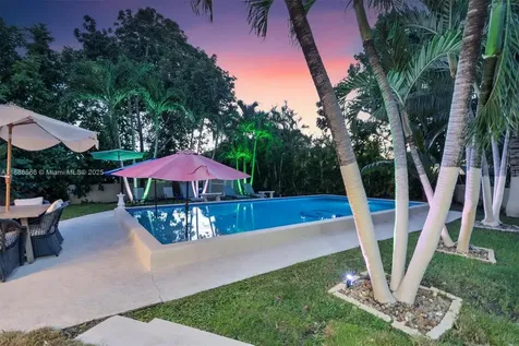 11028 NW 2nd Avenue Miami Shores FL 33168