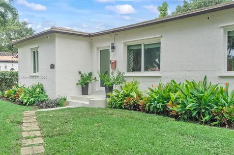 11028 NW 2nd Avenue Miami Shores FL 33168