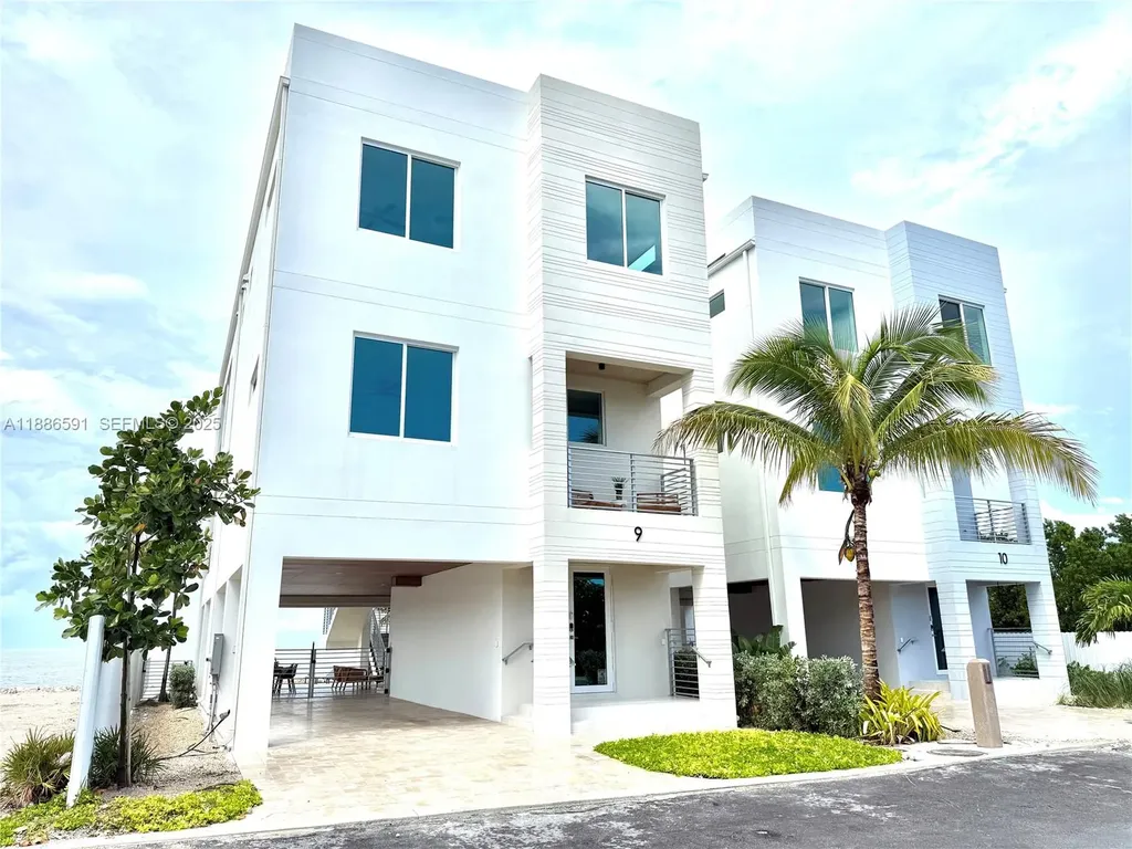 990 41st Gulf Street 9 Other City - In The State Of Florida FL 33050