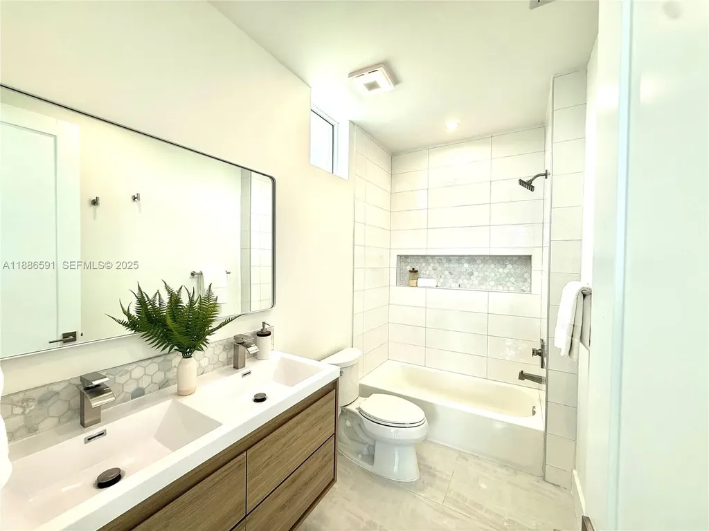 990 41st Gulf Street 9 Other City - In The State Of Florida FL 33050