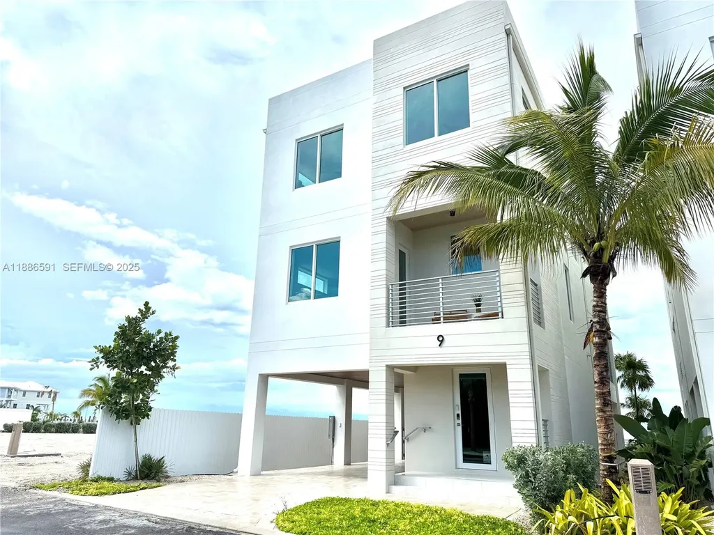990 41st Gulf Street 9 Other City - In The State Of Florida FL 33050