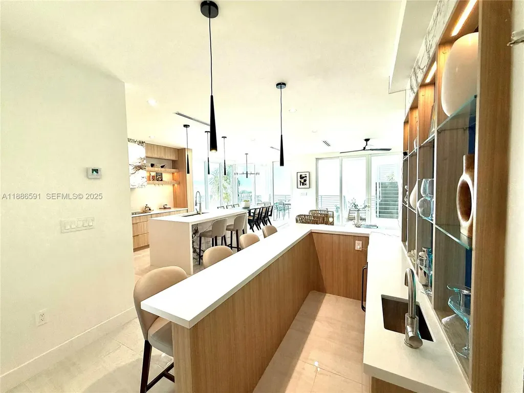 990 41st Gulf Street 9 Other City - In The State Of Florida FL 33050