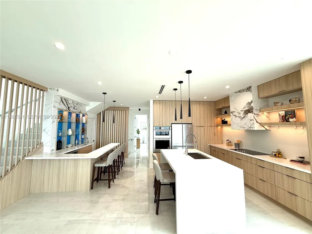 990 41st Gulf Street 9 Other City - In The State Of Florida FL 33050