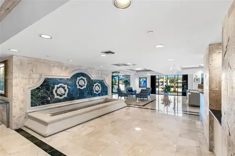 2625 Collins Avenue Miami Beach FL 33140