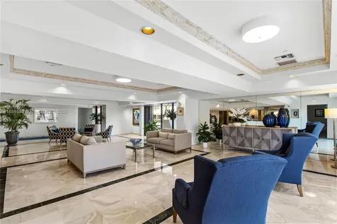 2625 Collins Avenue Miami Beach FL 33140