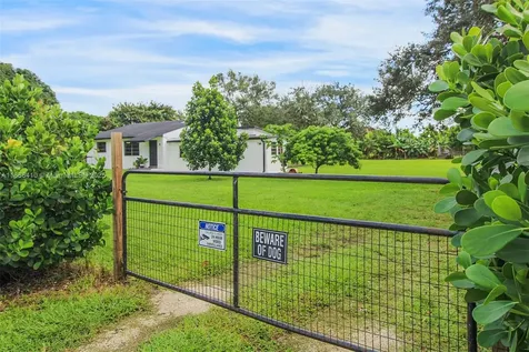 22605 SW 179th Place Miami FL 33170