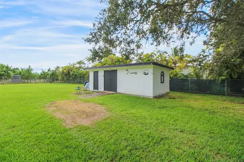 22605 SW 179th Place Miami FL 33170