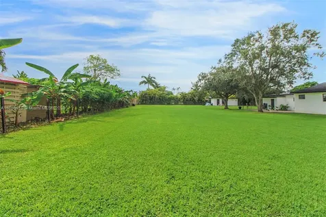 22605 SW 179th Place Miami FL 33170