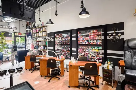 9660 Pines Bvld Pembroke Pines FL 33024