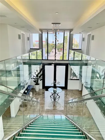 1580 S Treasure Drive North Bay Village FL 33141
