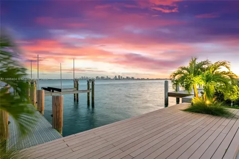1580 S Treasure Drive North Bay Village FL 33141