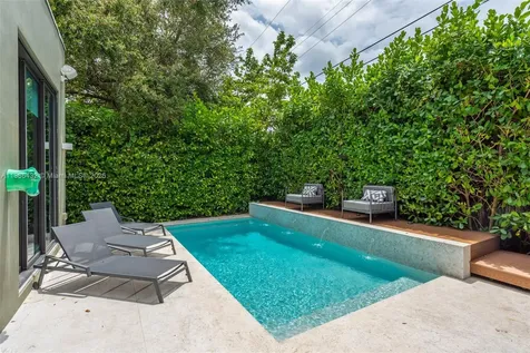 4675 NE 2nd Avenue Miami FL 33137