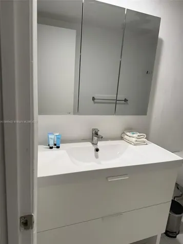 19370 Collins Avenue Sunny Isles Beach FL 33160