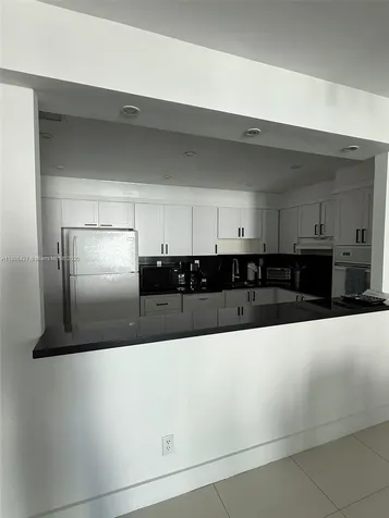 19370 Collins Avenue Sunny Isles Beach FL 33160