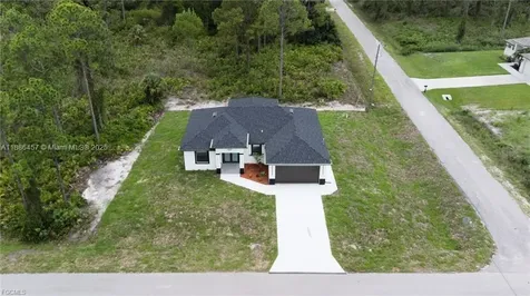 1207 W 9th Street Lehigh Acres FL 33972