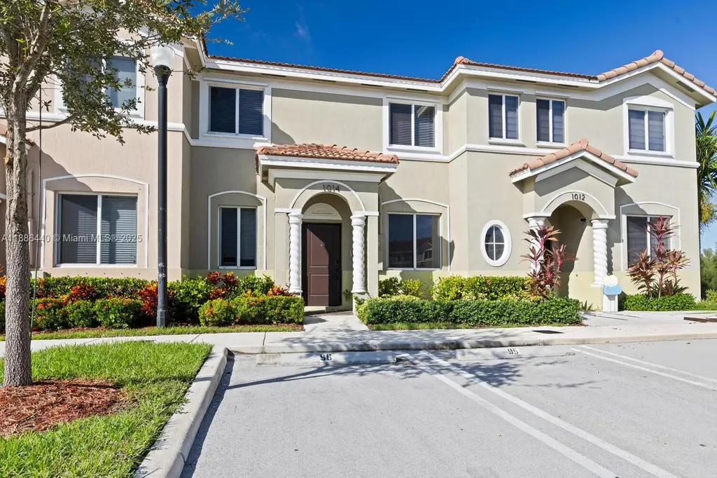 1014 SE 23rd Avenue Homestead FL 33035