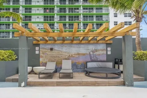 1750 N Bayshore Drive Miami FL 33132