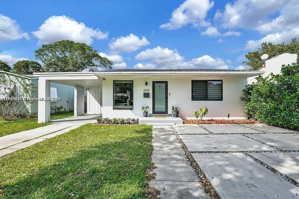 2635 Fillmore Street Hollywood FL 33020
